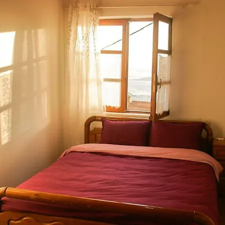 Gioula's House - Jason * 马克里尼撒